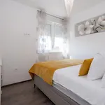 & Comfy Old Town Giara 2 Апартаменти *