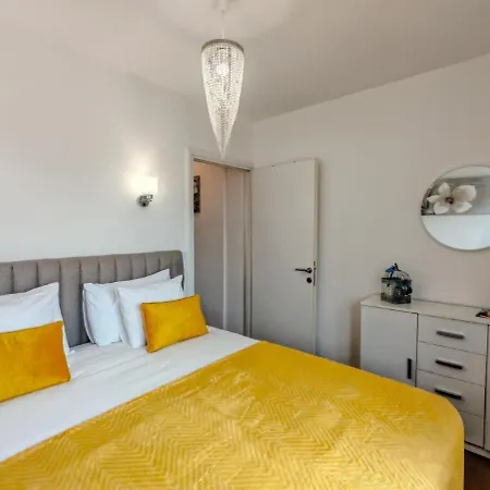 & Comfy Old Town Giara 2 Appartement *