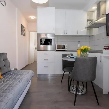 & Comfy Old Town Giara 2 Apartment Zadar