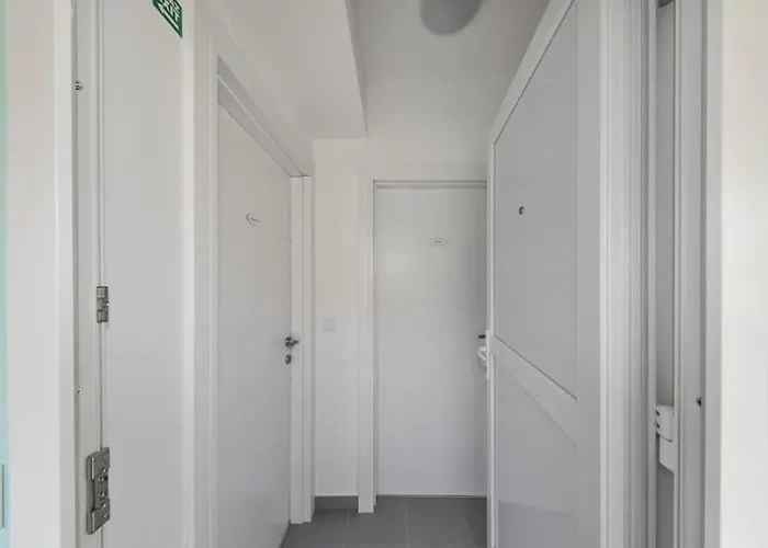 & Comfy Old Town Giara 2