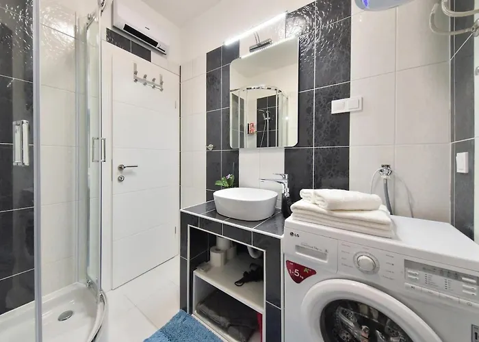 & Comfy Old Town Giara 2 アパート *