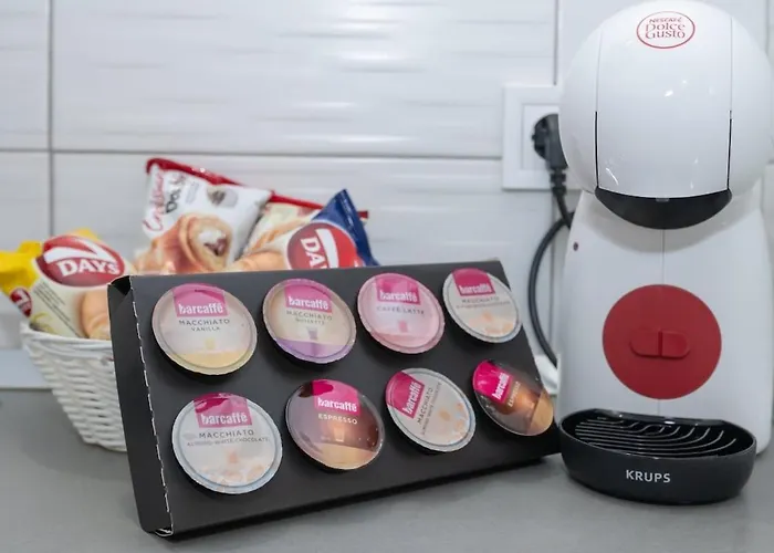 & Comfy Old Town Giara 2